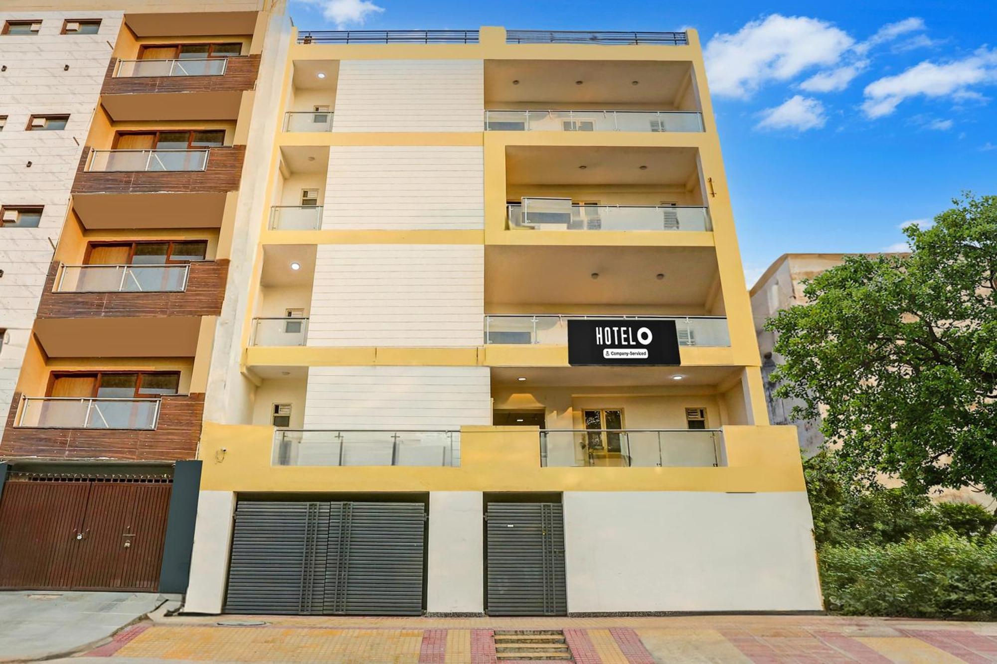 Super Hotel O Rohini Sector 20 Formerly Yellow Saffron Delhi  Exterior photo